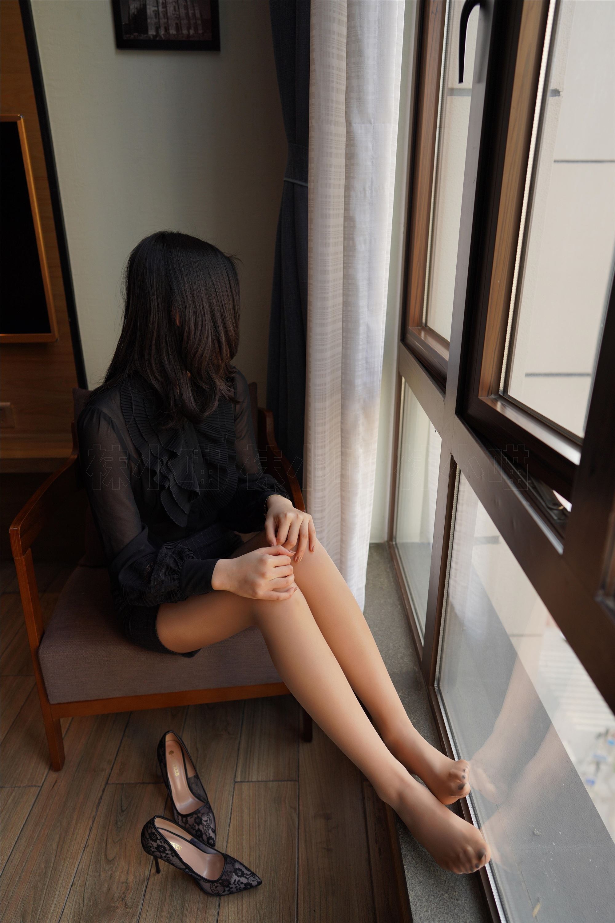 KittyWawa袜小喵  KT172《窗前玩个丝》